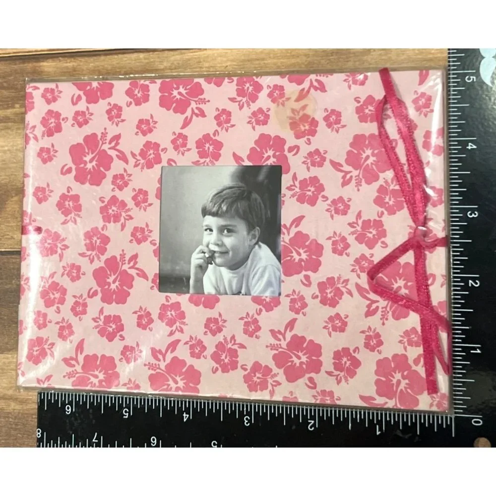 NEW Simple Memories 5x7 Mini Album with ribbon tie